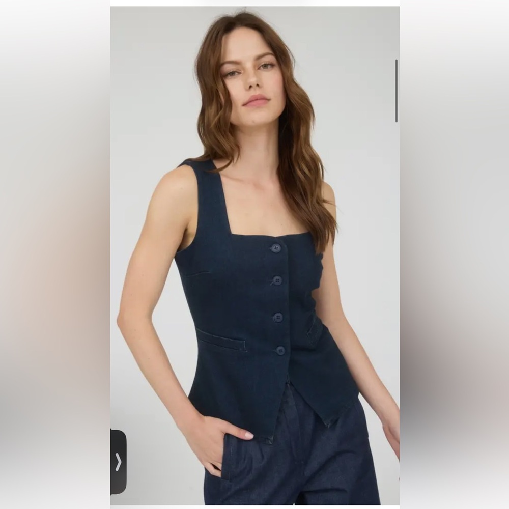 Nordstrom Navy Square-Neck Button Front Vest Tank - Picture 11 of 11
